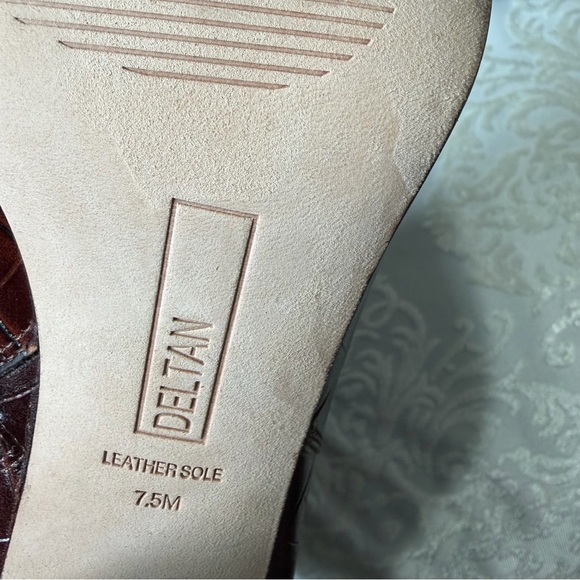 Deltan Mahogany Brown Crocodile Embossed Leather Block Heel Boots Size 7.5 - Picture 8 of 11